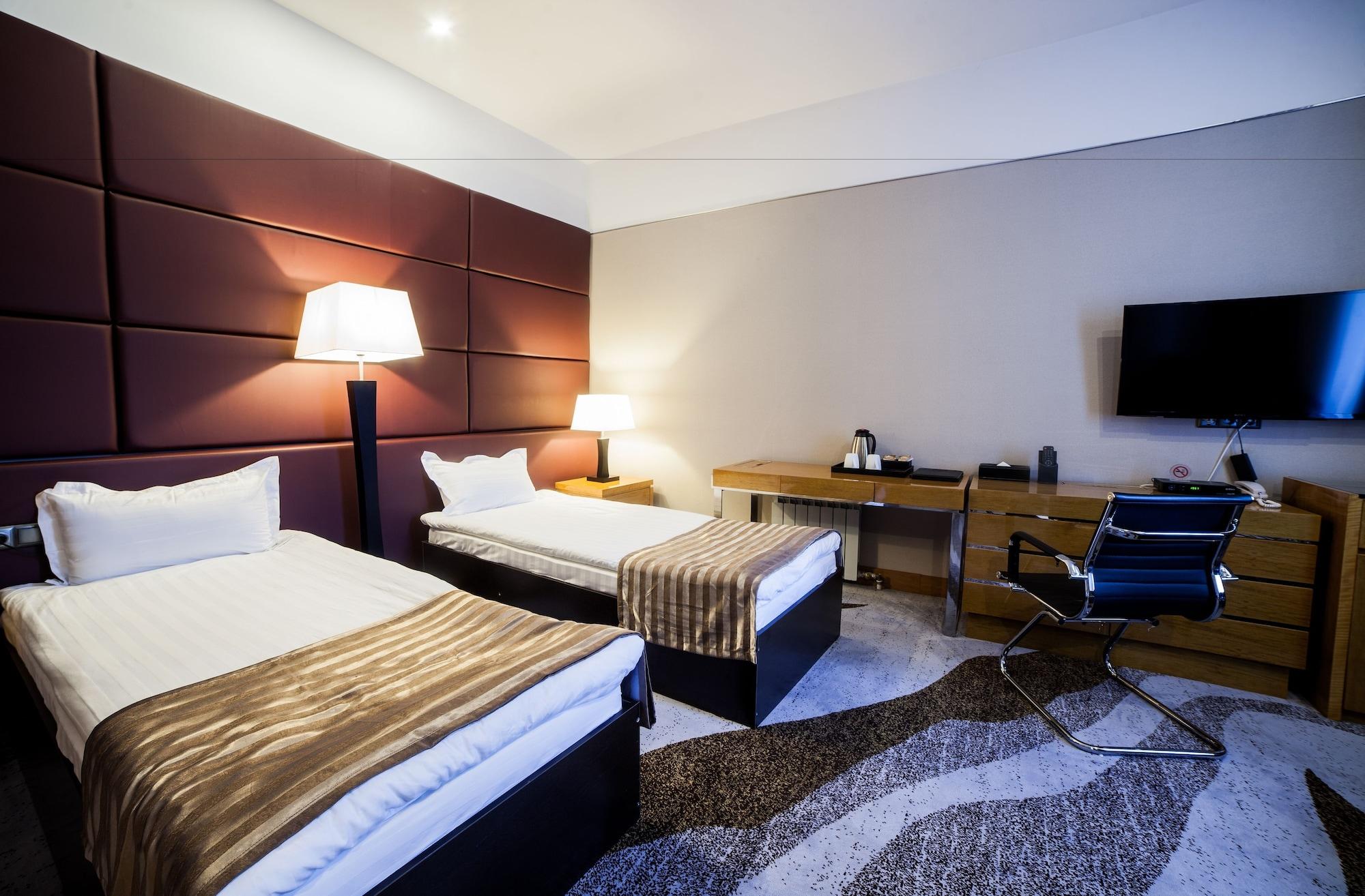 Absolute Hotel Астана Экстерьер фото