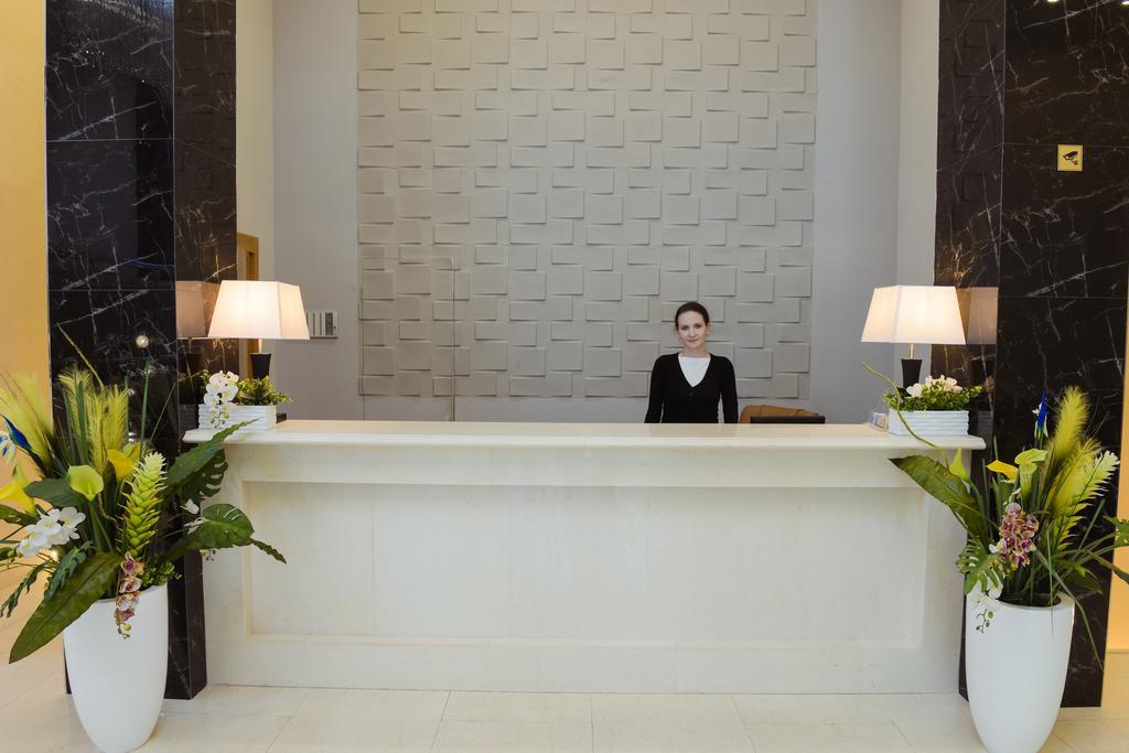 Absolute Hotel Астана Экстерьер фото