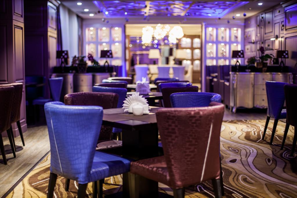 Absolute Hotel Астана Экстерьер фото