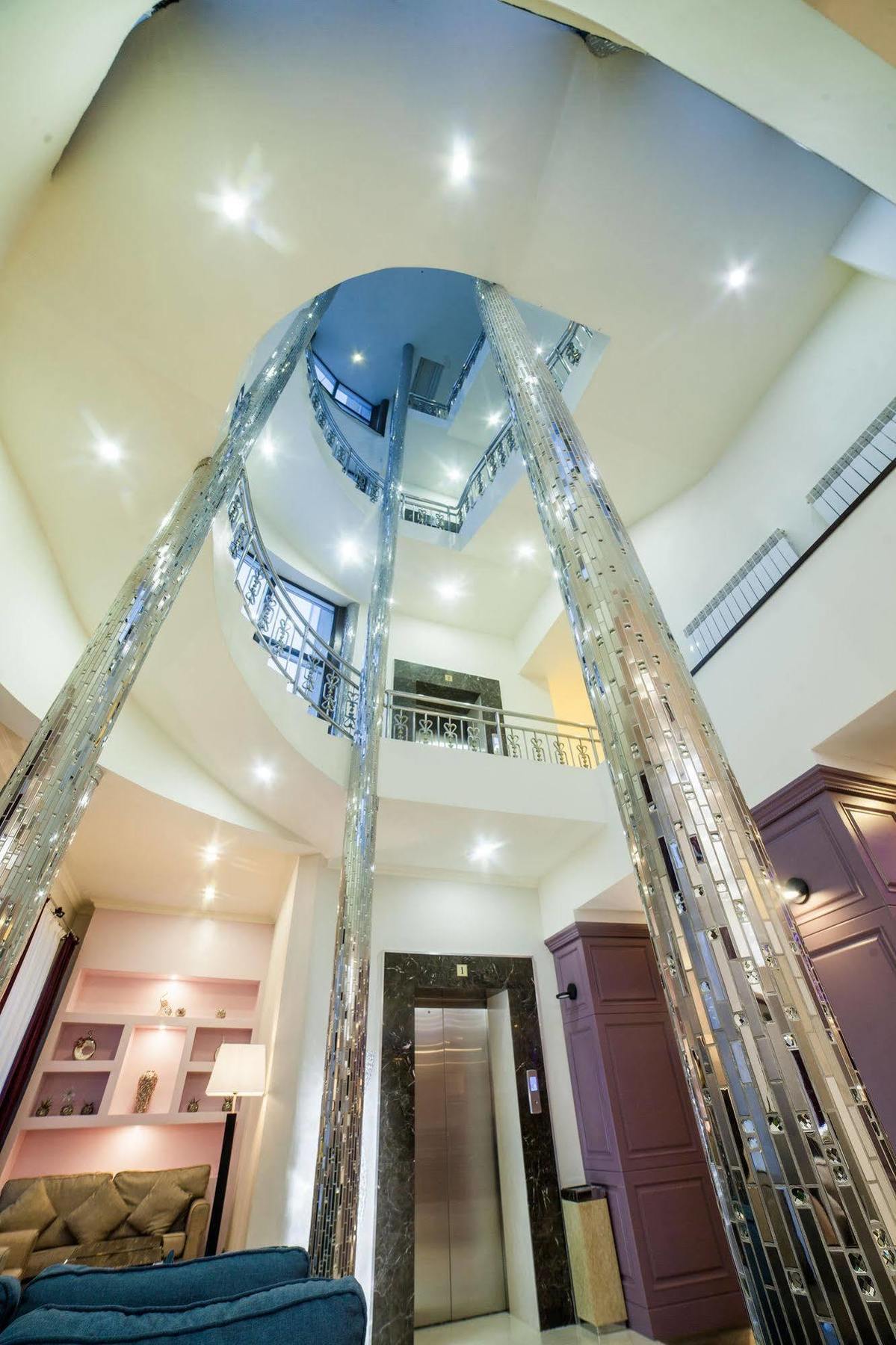 Absolute Hotel Астана Экстерьер фото